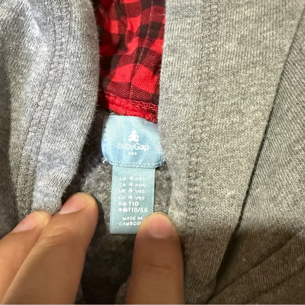 GAP Kids Gray Hoodie with Red Accents size 4